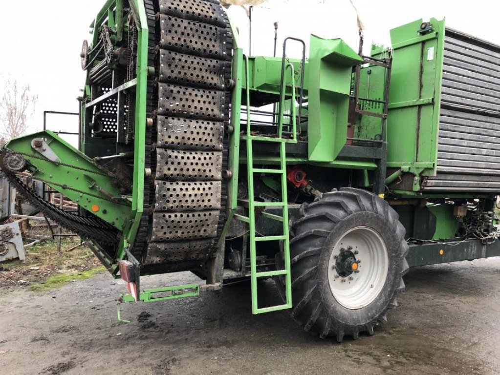 Kartoffelvollernter des Typs AVR 220BK Variant,  in Вишевичі (Bild 1)