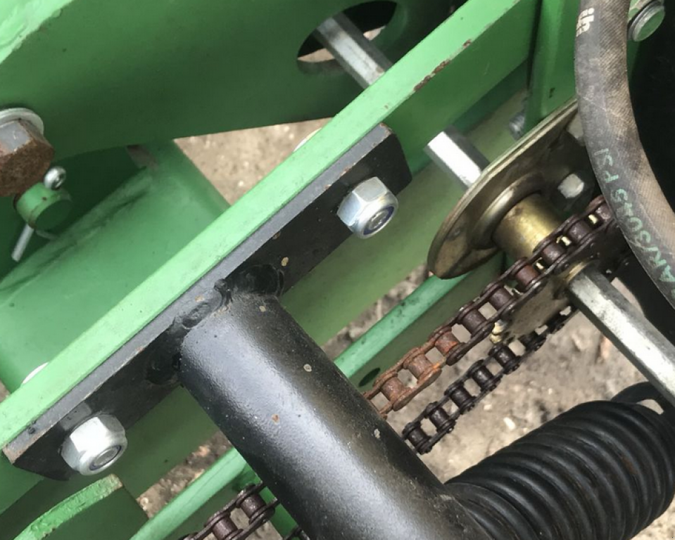 Gareeggenfelder des Typs John Deere 7200,  in Салгани (Bild 3)