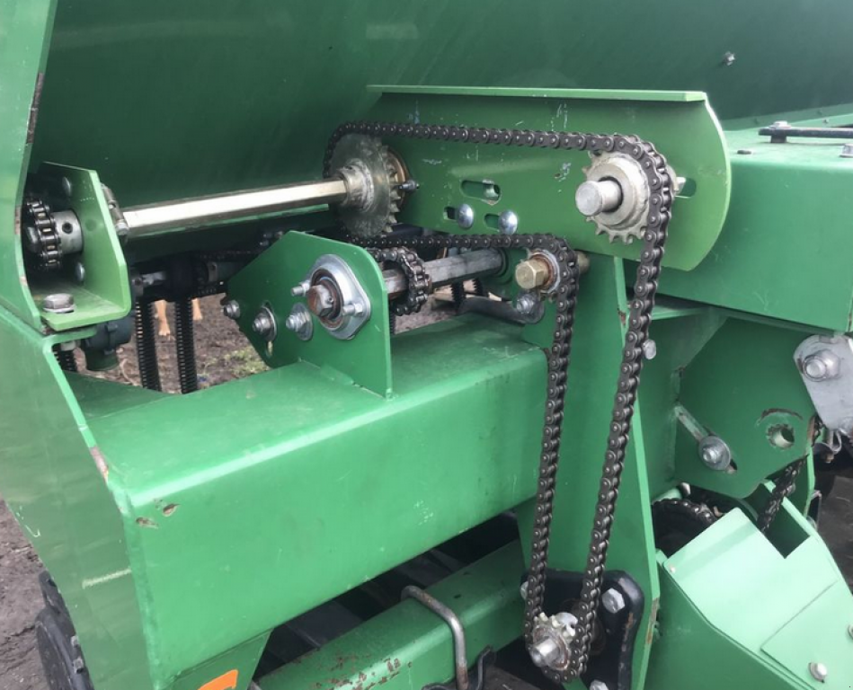 Direktsaatmaschine des Typs Great Plains CPH-2000,  in Салгани (Bild 3)