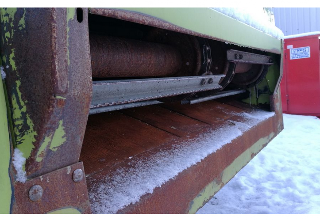 Oldtimer-Mähdrescher des Typs CLAAS Lexion 460 Evolution, Neumaschine in Рівне (Bild 3)