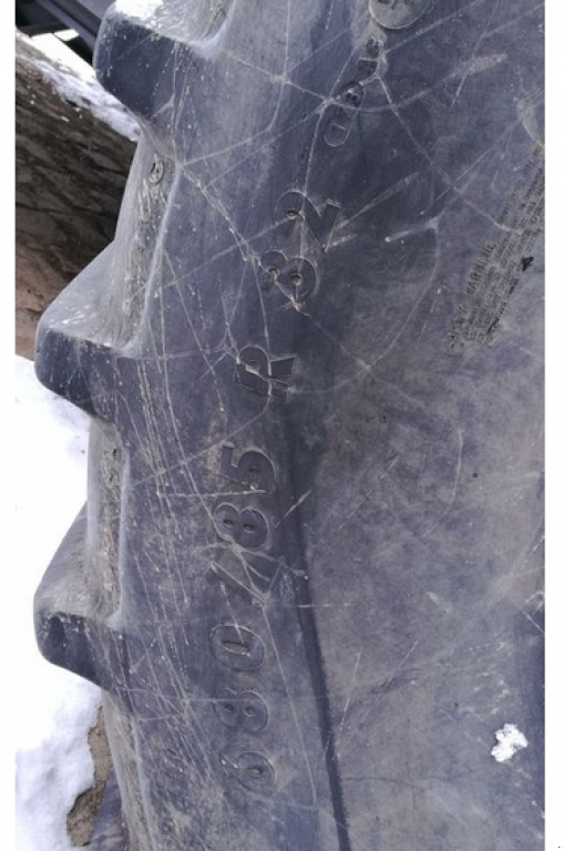 Oldtimer-Mähdrescher des Typs CLAAS Lexion 580+,  in Рівне (Bild 5)