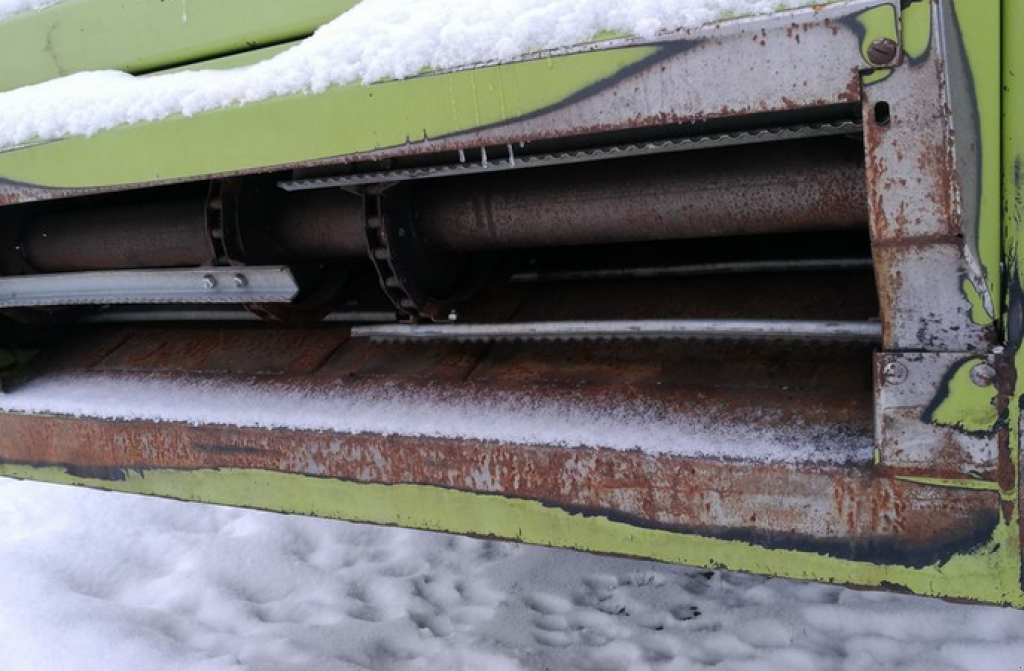 Oldtimer-Mähdrescher des Typs CLAAS Lexion 580+,  in Рівне (Bild 7)