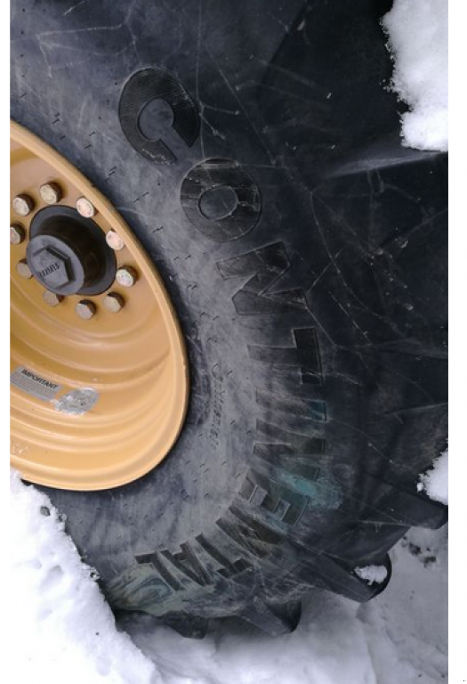 Oldtimer-Mähdrescher des Typs Caterpillar Lexion 570 W,  in Рівне (Bild 3)