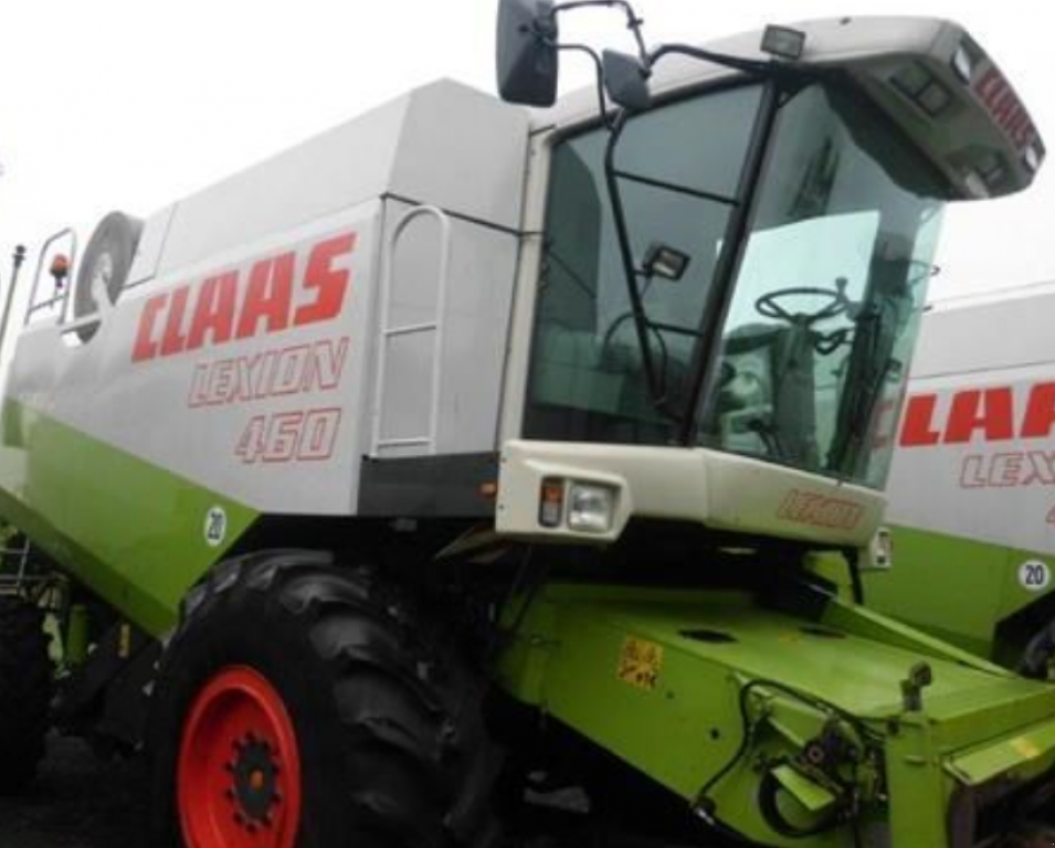 Oldtimer-Mähdrescher des Typs CLAAS Lexion 460, Neumaschine in Київ (Bild 1)