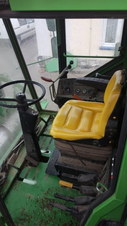 Oldtimer-Mähdrescher des Typs John Deere 1052, Neumaschine in Ковель (Bild 5)