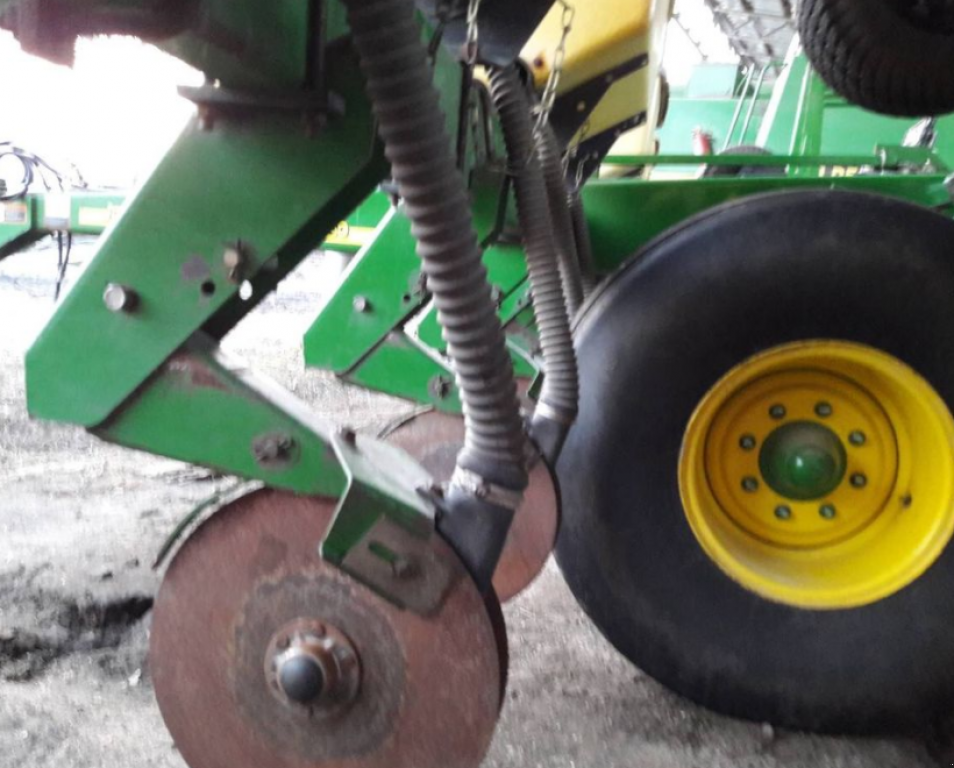 Gareeggenfelder des Typs John Deere 1780/8,  in Суми (Bild 6)