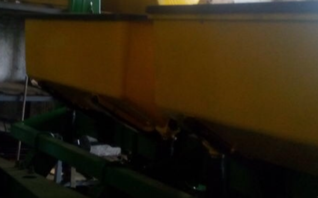 Gareeggenfelder des Typs John Deere 7200,  in Суми (Bild 10)