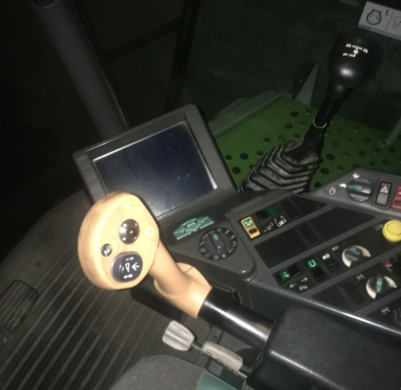 Oldtimer-Mähdrescher des Typs CLAAS Lexion 480, Neumaschine in Житомир (Bild 4)