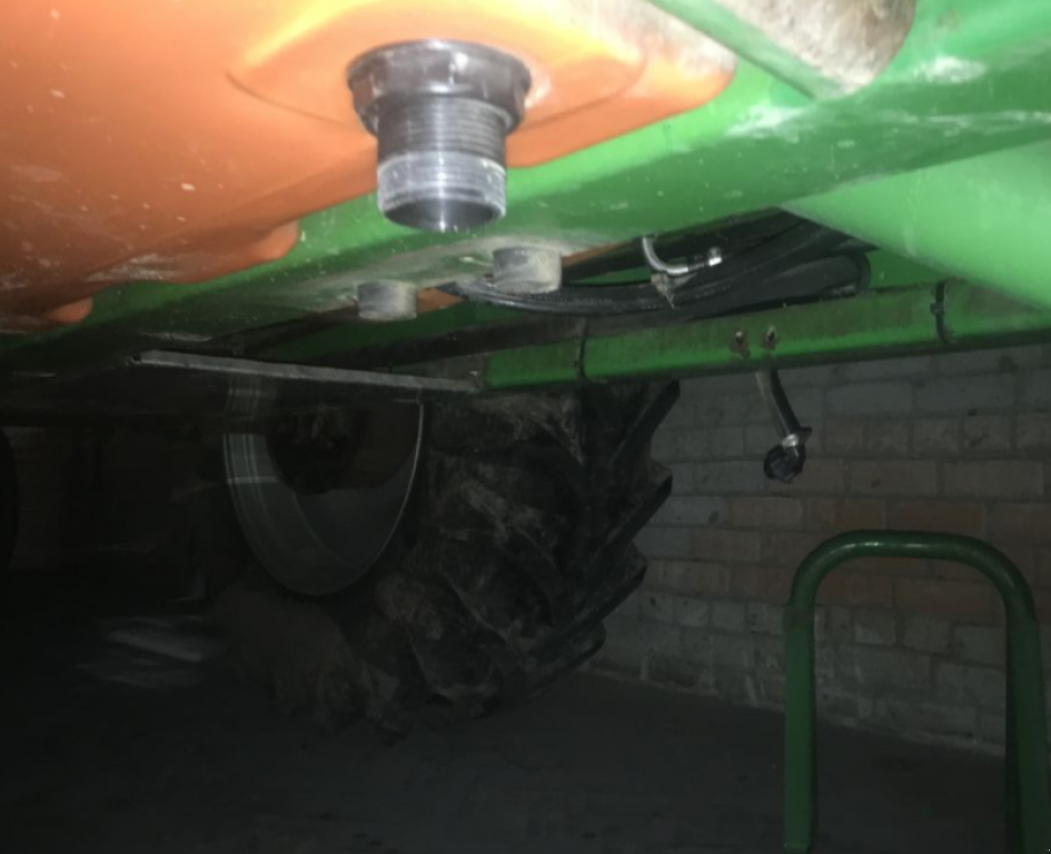 Weinbauspritze des Typs Amazone UX 5200,  in Житомир (Bild 9)