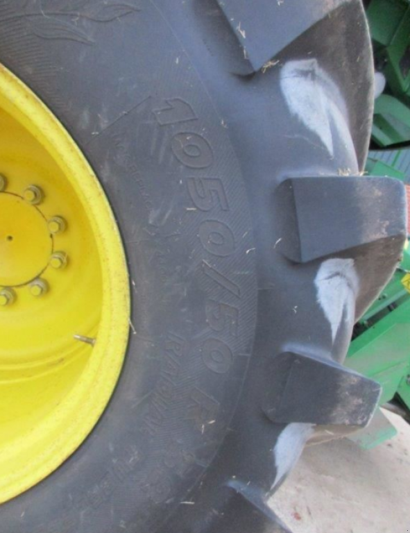 Oldtimer-Mähdrescher des Typs John Deere 9880i STS, Neumaschine in Житомир (Bild 4)