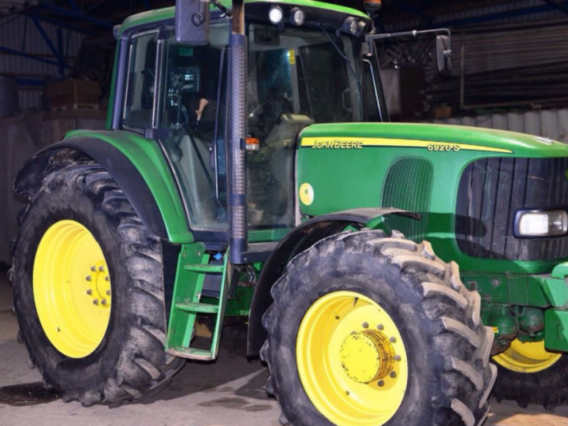 Oldtimer-Traktor des Typs John Deere 6920S, Neumaschine in Житомир (Bild 1)