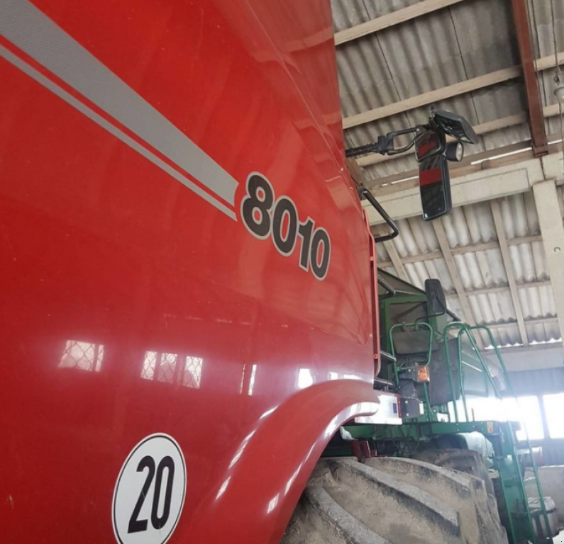 Oldtimer-Mähdrescher des Typs Case IH Axial Flow 8010, Neumaschine in Житомир (Bild 2)