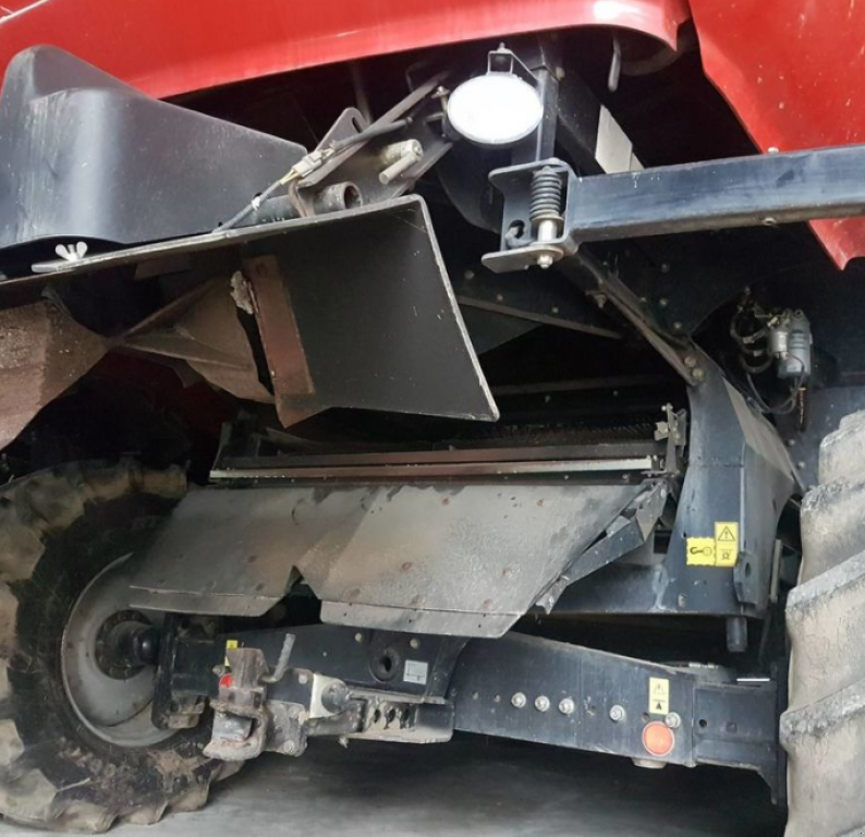 Oldtimer-Mähdrescher des Typs Case IH Axial Flow 8010, Neumaschine in Житомир (Bild 4)