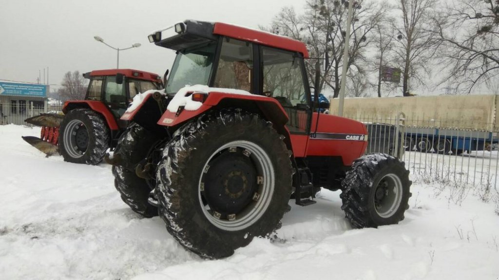 Oldtimer-Traktor des Typs Case IH Maxxum 5140,  in Не обрано (Bild 3)