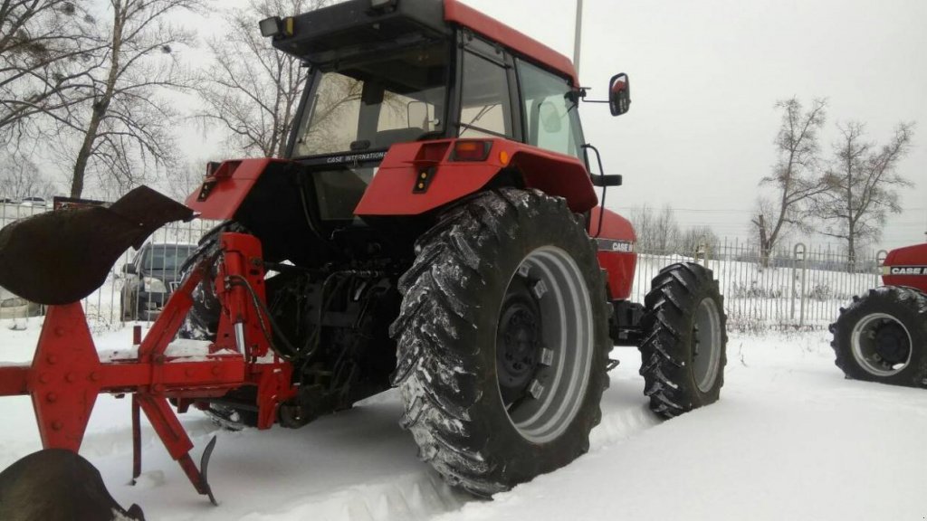 Oldtimer-Traktor des Typs Case IH 5130,  in Не обрано (Bild 5)