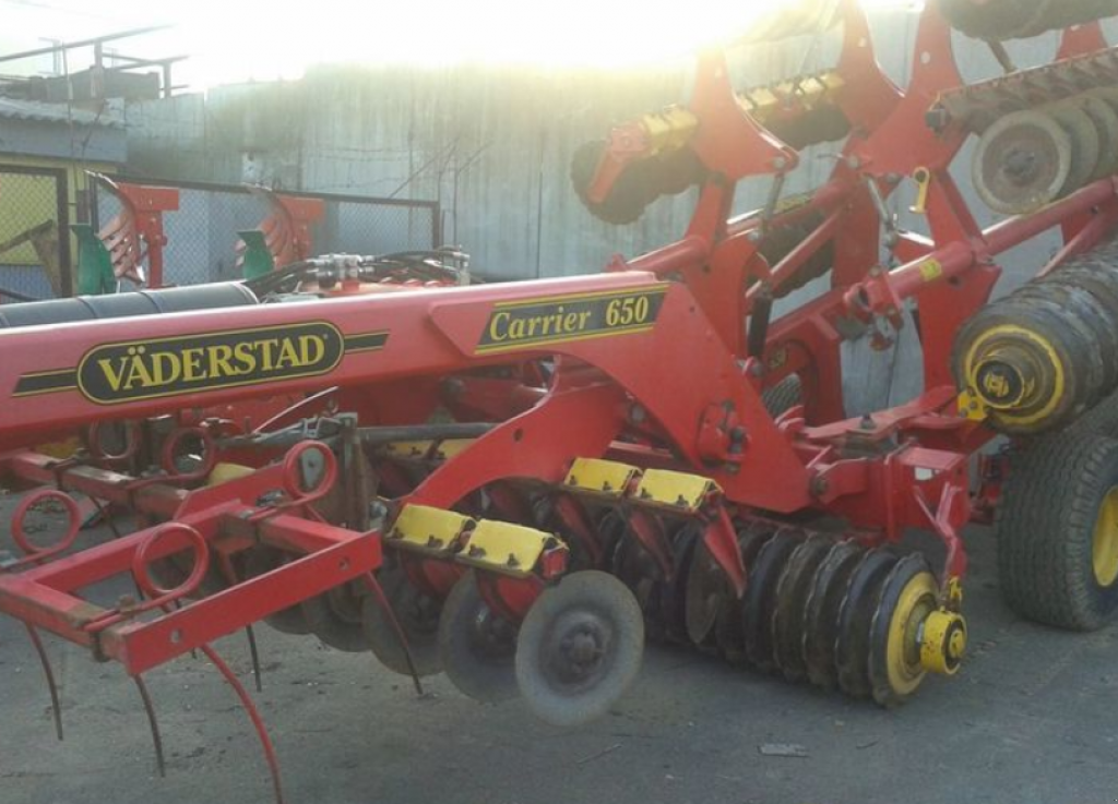 Wiesenegge des Typs Väderstad Carrier 650,  in Київ (Bild 4)