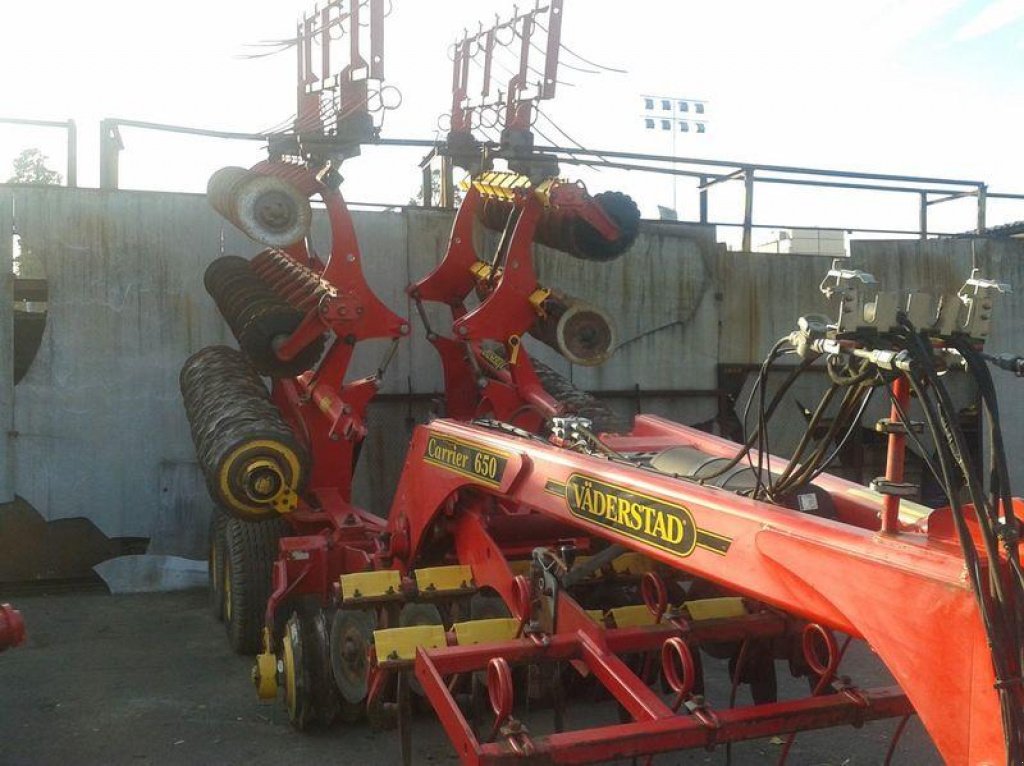 Wiesenegge des Typs Väderstad Carrier 650,  in Київ (Bild 2)