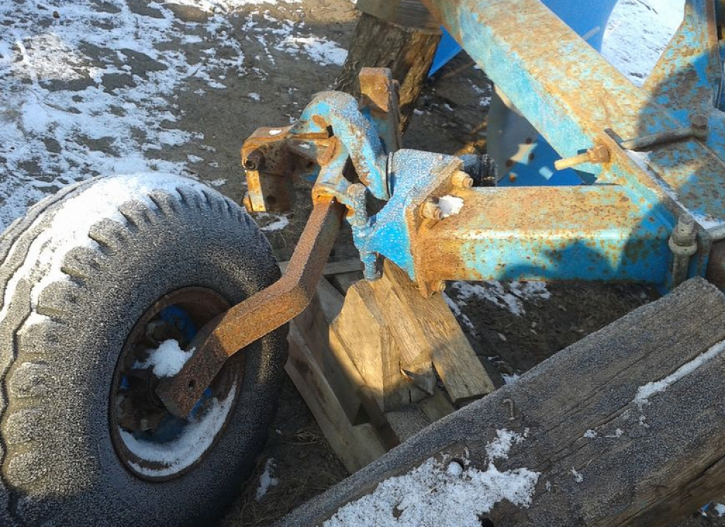 Scheibenpflug des Typs Lemken Opal 140,  in Київ (Bild 8)