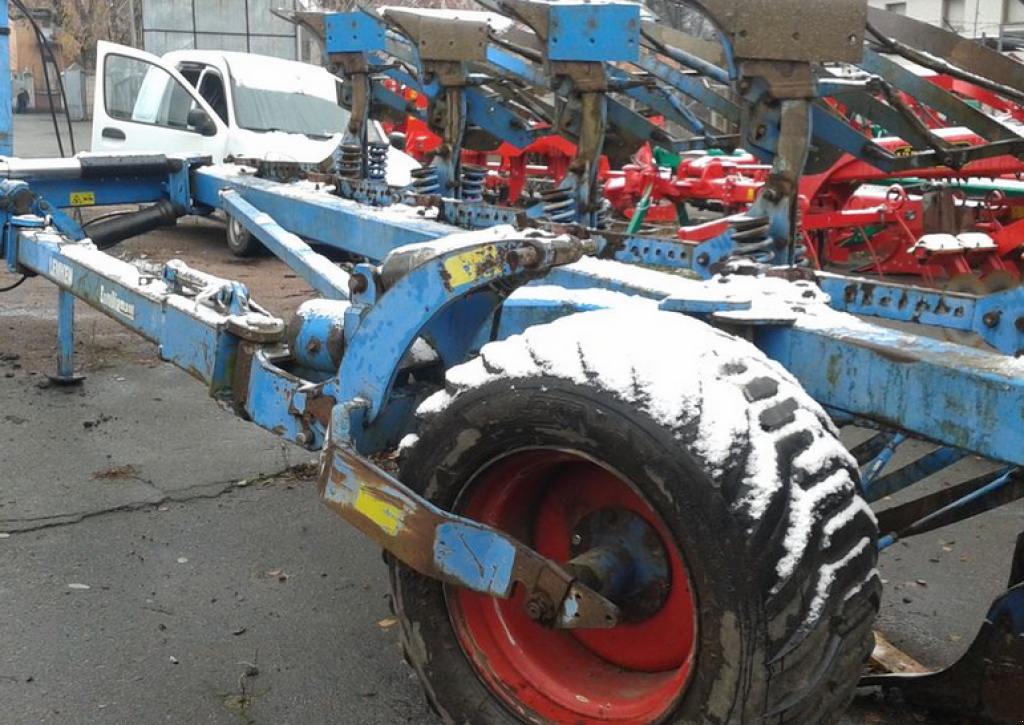 Scheibenpflug des Typs Lemken Euro Diamant 6+1,  in Київ (Bild 4)