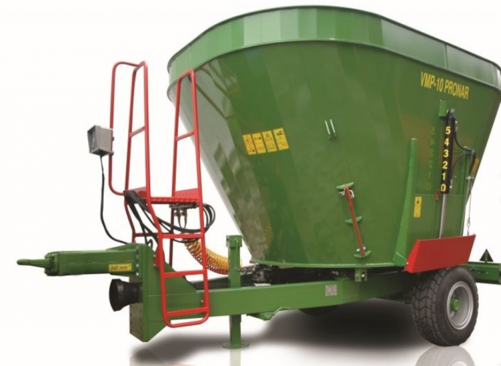 Selbstfahrer Futtermischwagen des Typs PRONAR VMP-10,  in Київ (Bild 1)