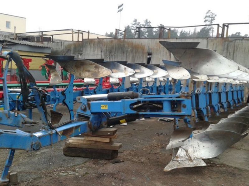 Scheibenpflug des Typs Lemken Vari Diamant 8,  in Київ (Bild 1)