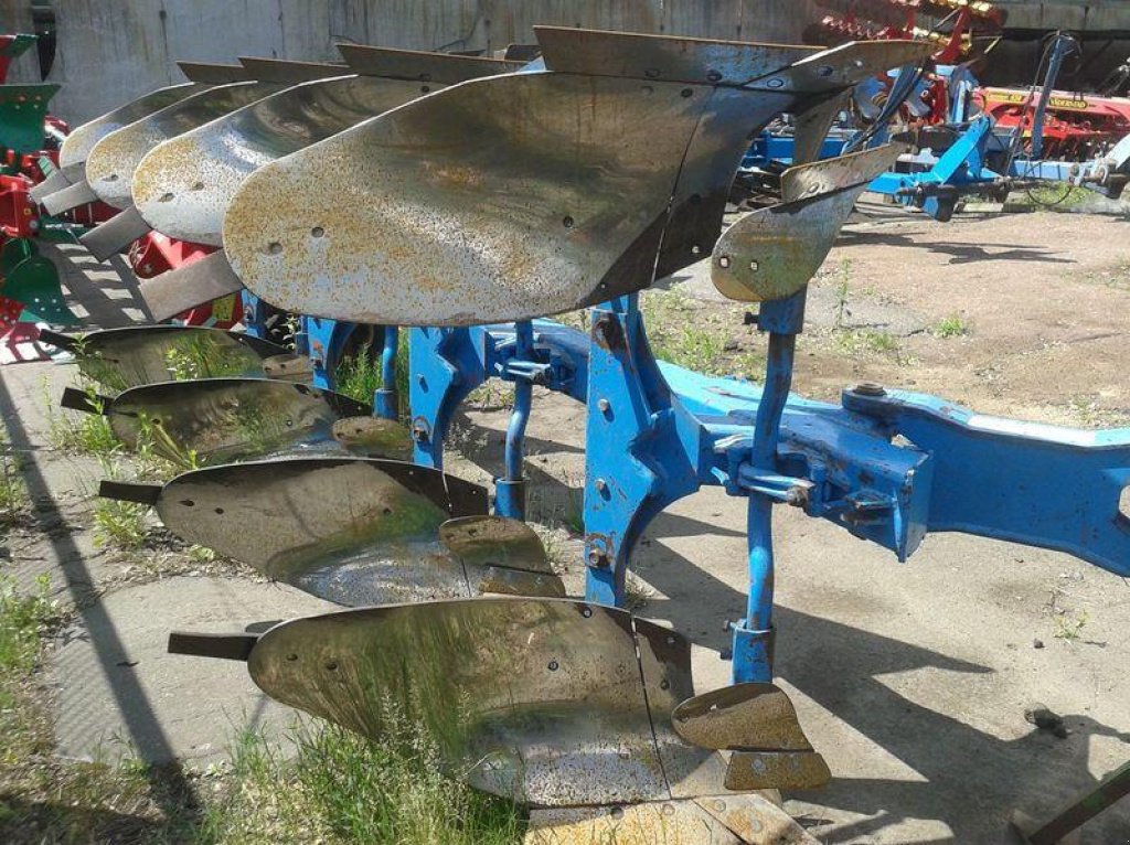 Scheibenpflug des Typs Lemken Opal 140,  in Київ (Bild 2)