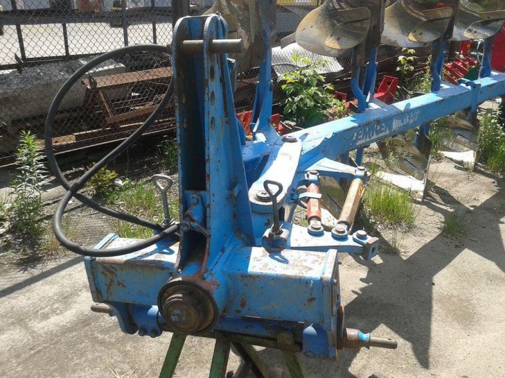 Scheibenpflug des Typs Lemken Opal 140,  in Київ (Bild 4)