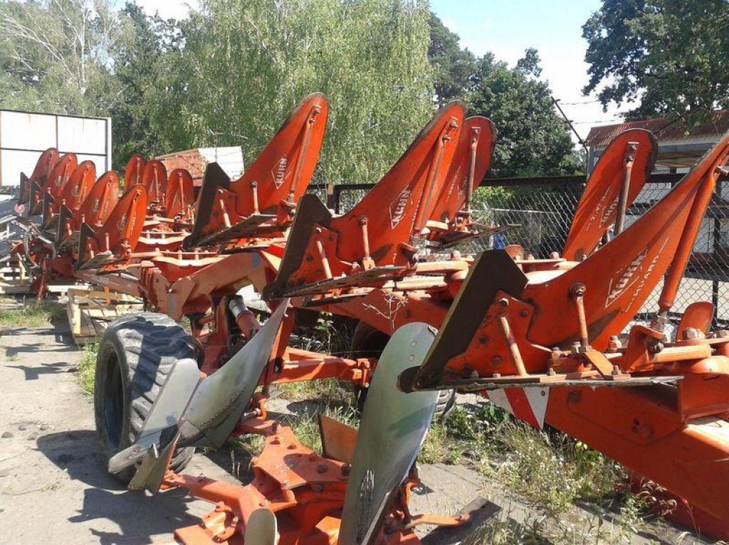 Scheibenpflug des Typs Nordsten Challenger 9,  in Київ (Bild 2)