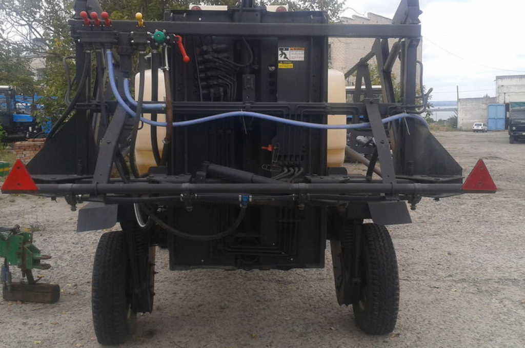 Selbstfahrspritze des Typs SPRA COUPE Melroe 220,  in Сливине (Bild 4)