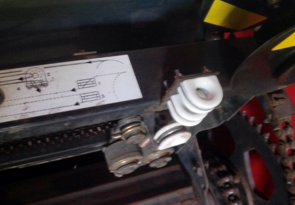 Rundballenpresse des Typs Kverneland Vicon RF 119,  in Запоріжжя (Bild 4)