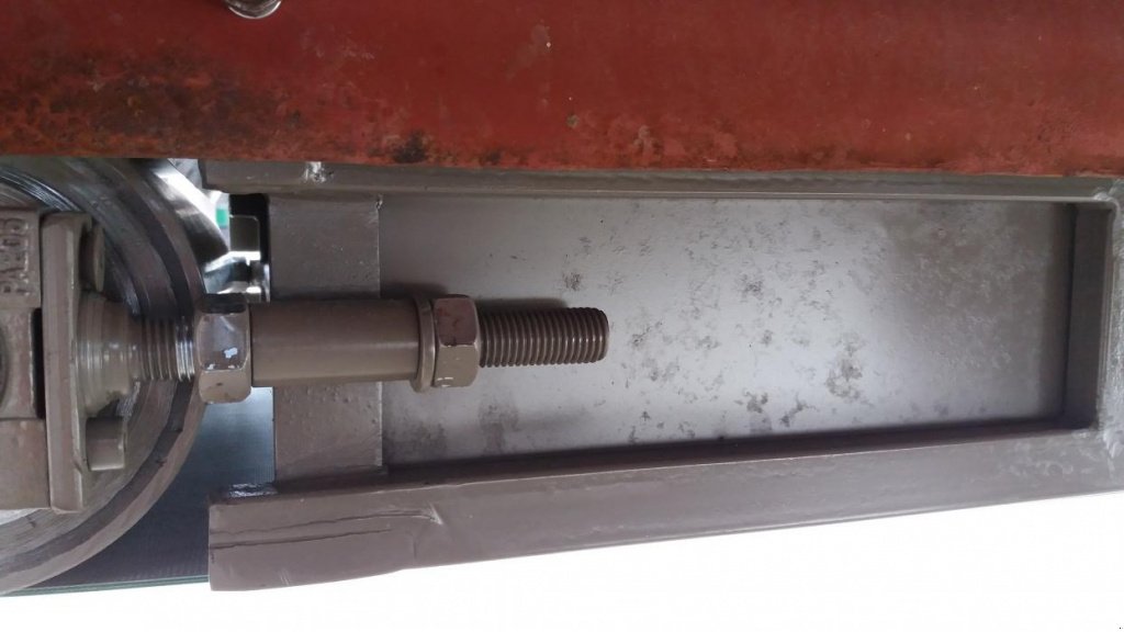 Sandstreuer & Salzstreuer des Typs Unia MS 400,  in Луцьк (Bild 4)