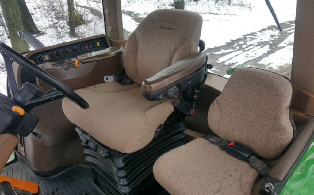 Oldtimer-Traktor des Typs John Deere 8530, Neumaschine in Тернопіль (Bild 7)