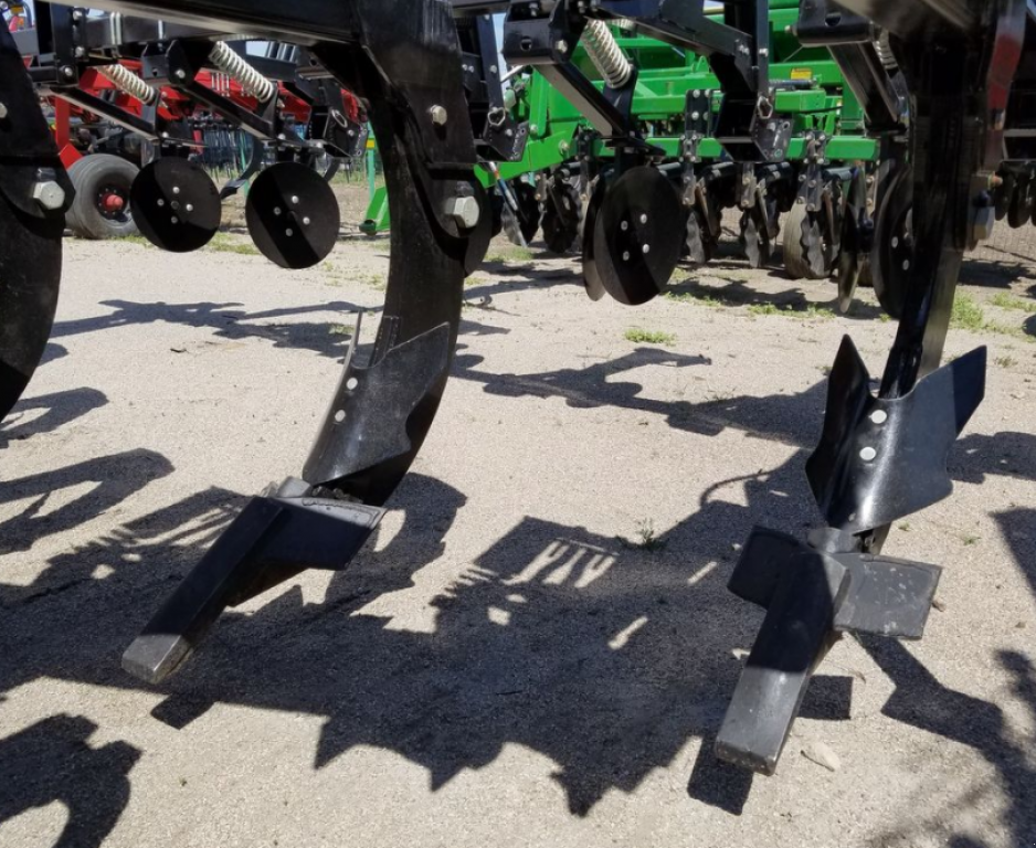 Spatenpflug des Typs Case IH Ecolo Tiger 530,  in Кіровоград (Bild 6)