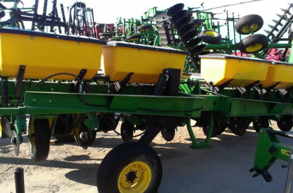 Direktsaatmaschine des Typs John Deere 7000,  in Кіровоград (Bild 8)