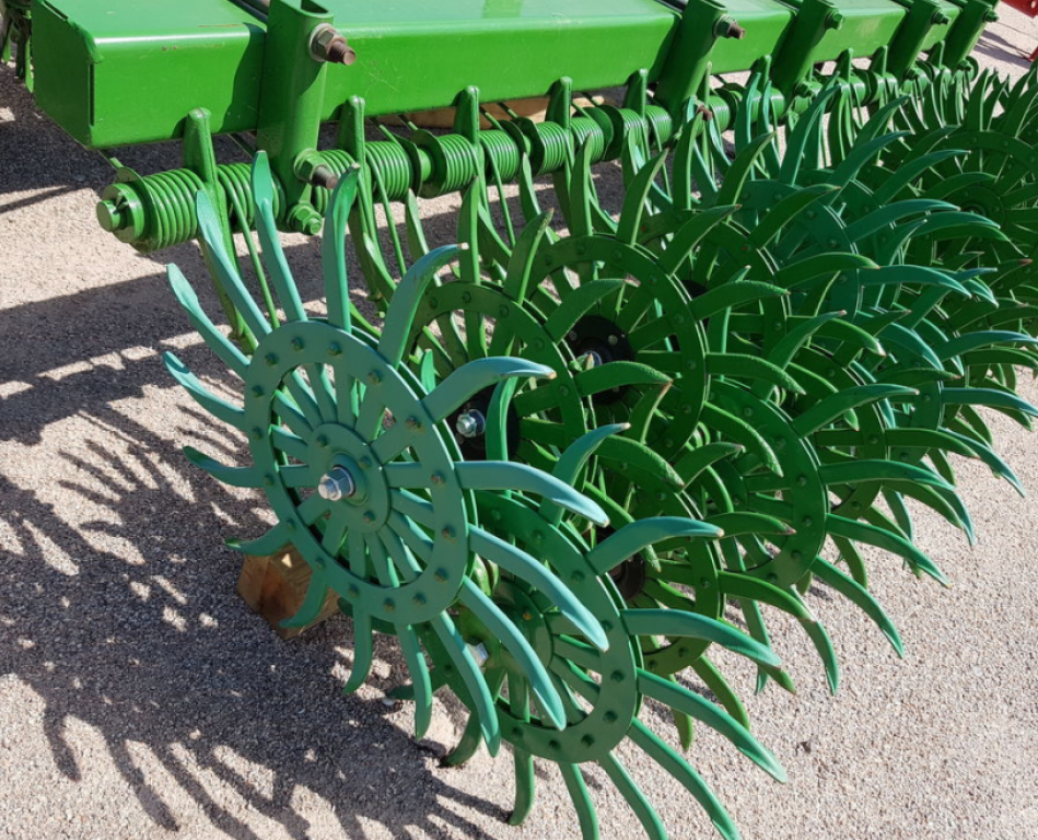 Wiesenegge des Typs John Deere 400,  in Кіровоград (Bild 3)