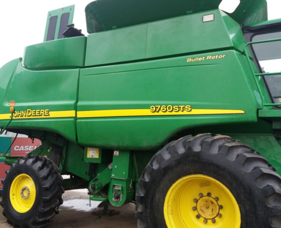 Oldtimer-Mähdrescher des Typs John Deere 9760 STS, Neumaschine in Кіровоград (Bild 5)