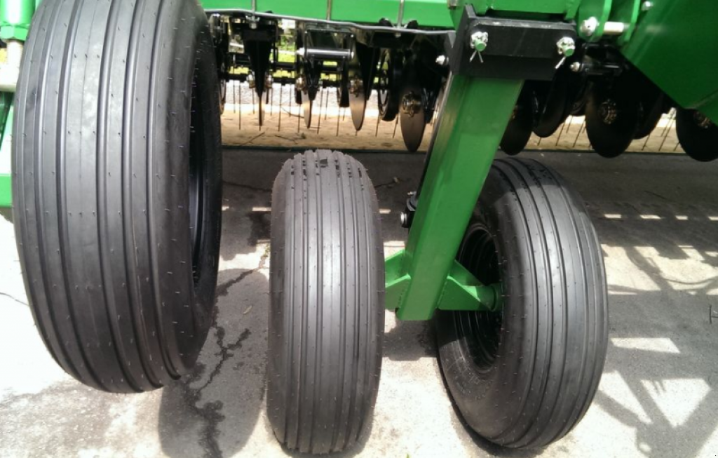 Direktsaatmaschine des Typs Great Plains CPH-1500,  in Кіровоград (Bild 6)