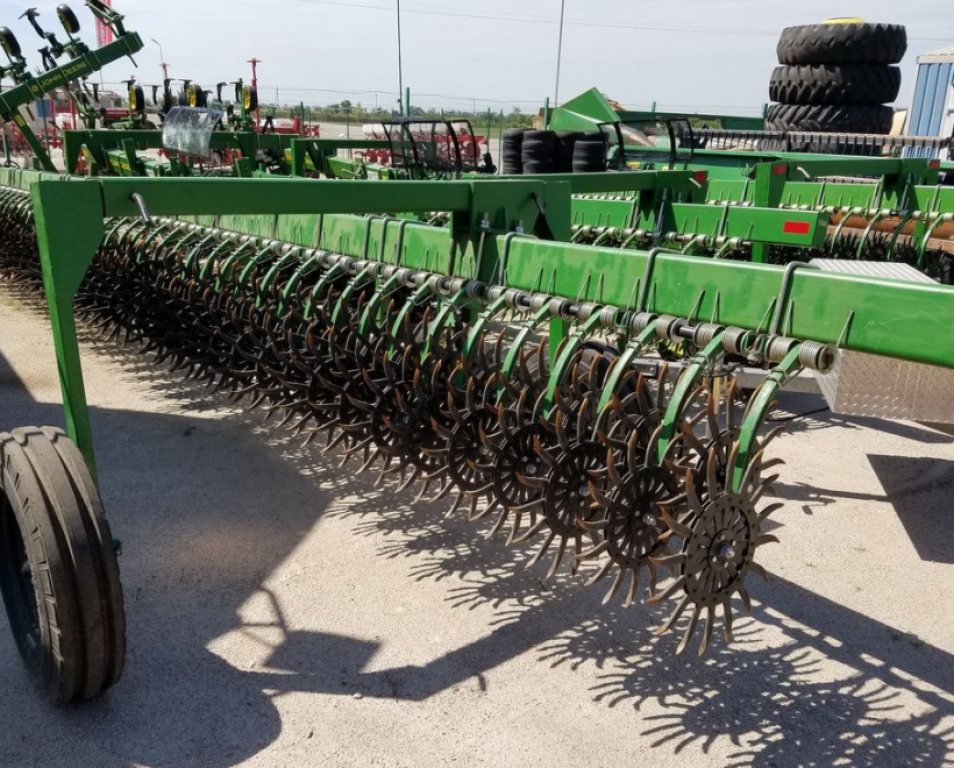 Wiesenegge des Typs John Deere 400,  in Кіровоград (Bild 2)