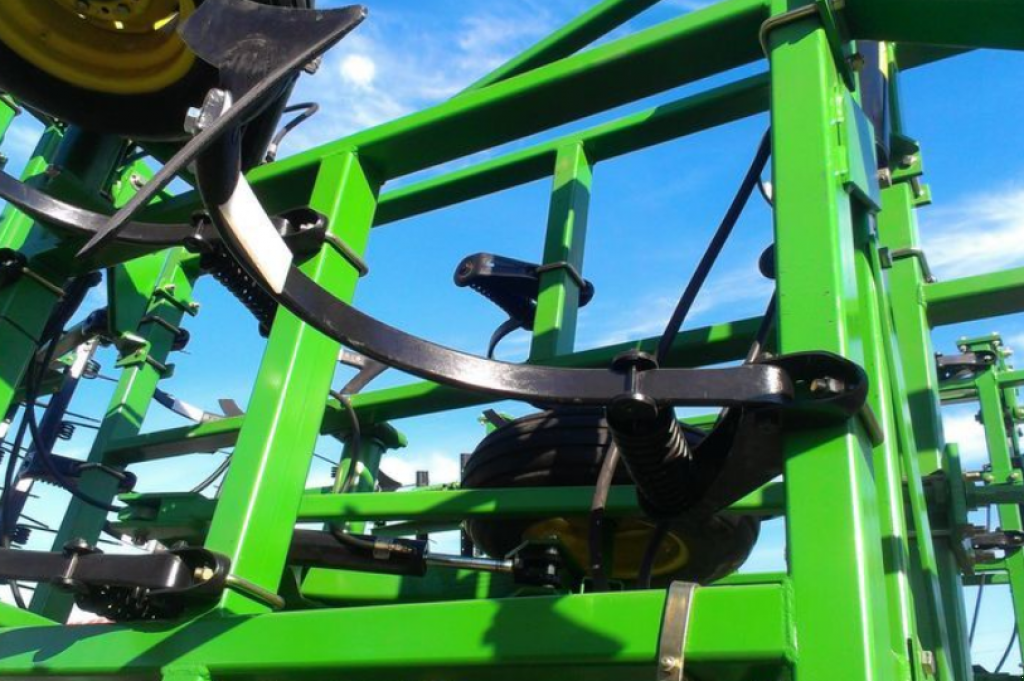 Kartoffelpflegetechnik des Typs John Deere 985,  in Кіровоград (Bild 2)