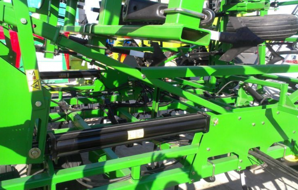 Kartoffelpflegetechnik des Typs John Deere 985,  in Кіровоград (Bild 4)