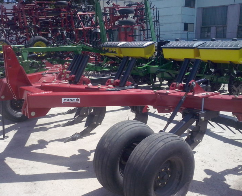 Spatenpflug des Typs Case IH Ecolo Tiger 730С,  in Кіровоград (Bild 1)