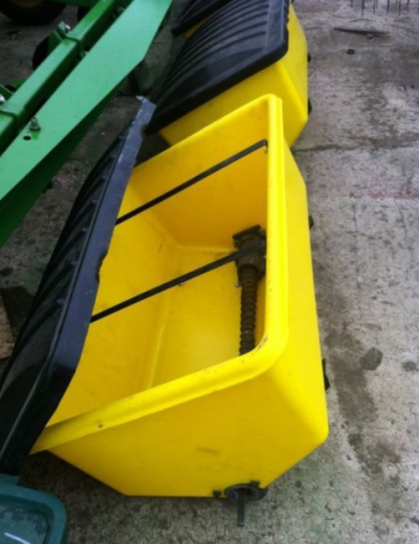 Gareeggenfelder des Typs John Deere 7000,  in Кіровоград (Bild 6)