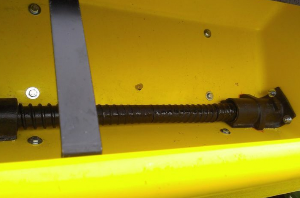 Gareeggenfelder des Typs John Deere 7000,  in Кіровоград (Bild 4)