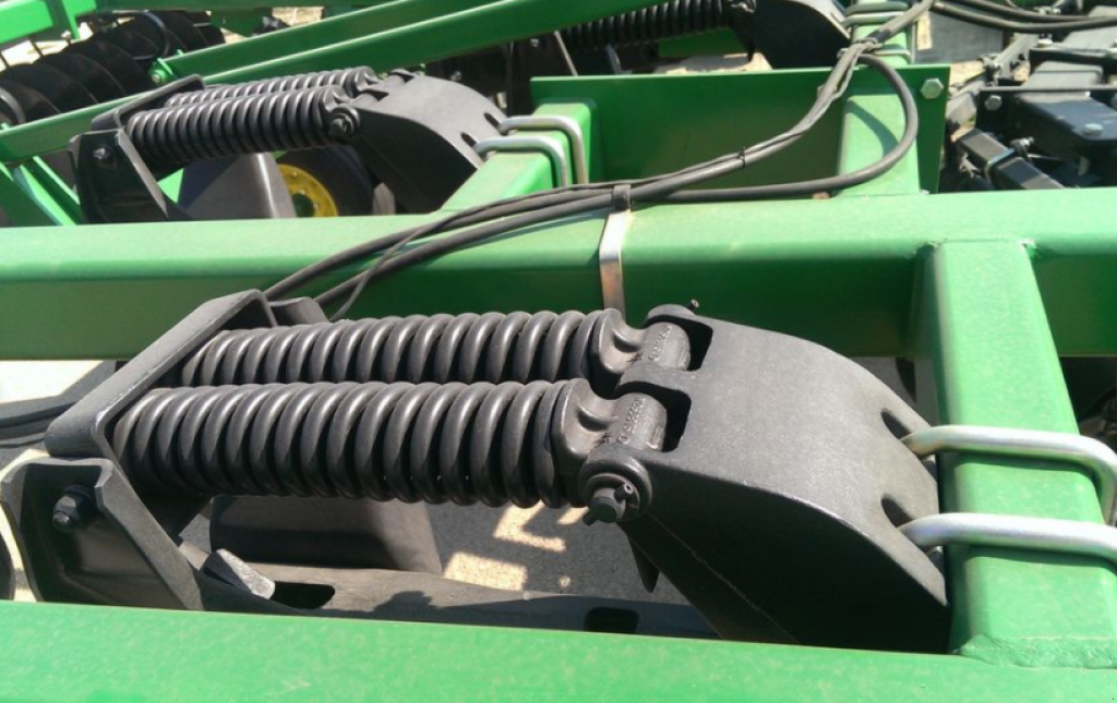 Spatenpflug des Typs John Deere 510,  in Кіровоград (Bild 3)