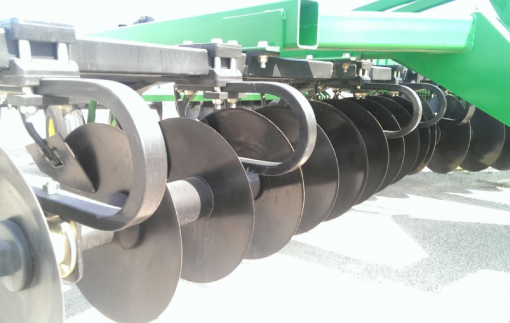 Spatenpflug des Typs John Deere 510,  in Кіровоград (Bild 7)