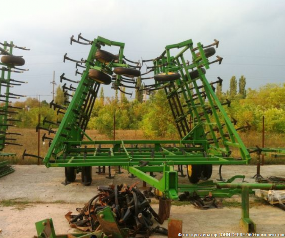 Kartoffelpflegetechnik des Typs John Deere 960,  in Кіровоград (Bild 1)