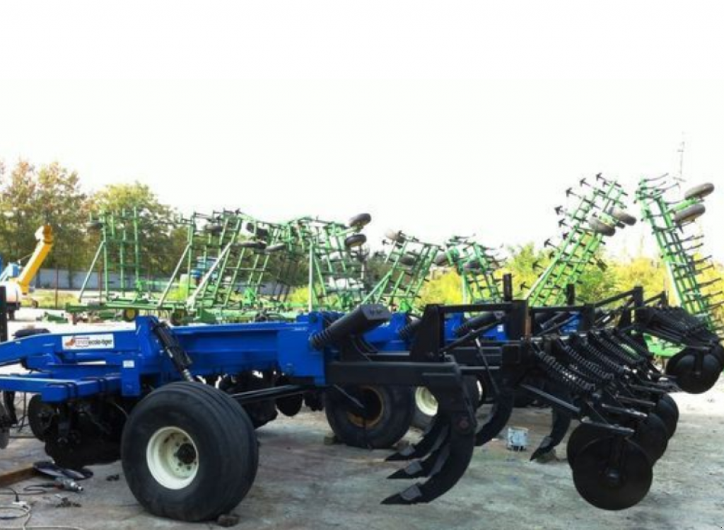 Wiesenegge des Typs Case IH Ecolo-Tiger 530,  in Кіровоград (Bild 4)