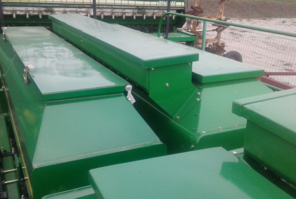 Direktsaatmaschine des Typs John Deere 1590,  in Кіровоград (Bild 3)