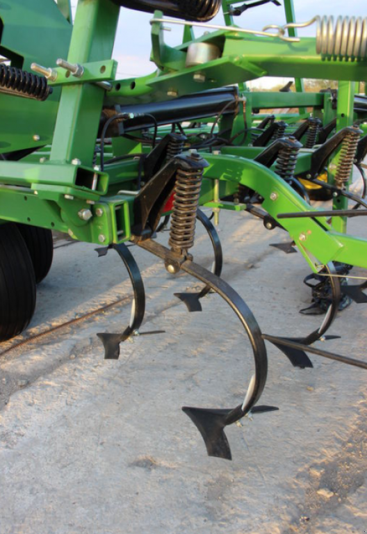 Kartoffelpflegetechnik des Typs John Deere 960,  in Кіровоград (Bild 6)
