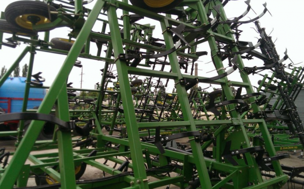 Kartoffelpflegetechnik des Typs John Deere 960,  in Кіровоград (Bild 3)